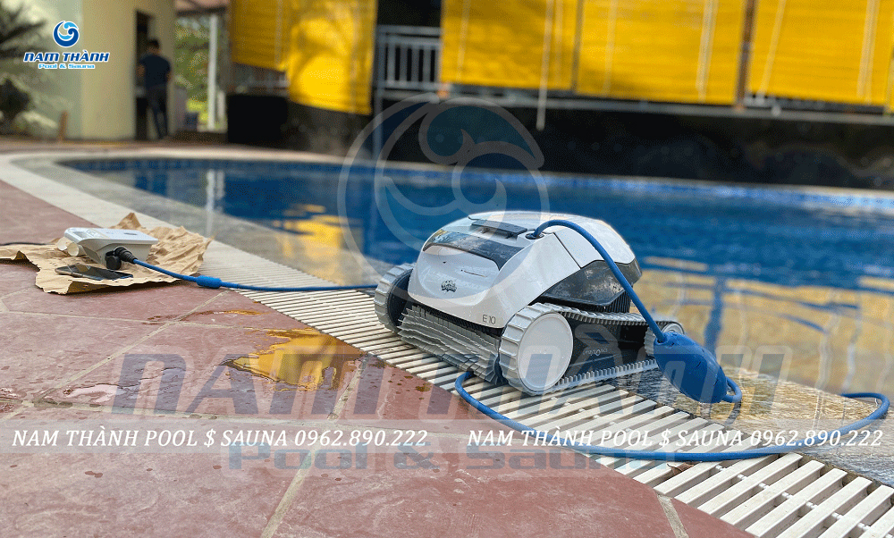 Robot bể bơi Dolphin E10