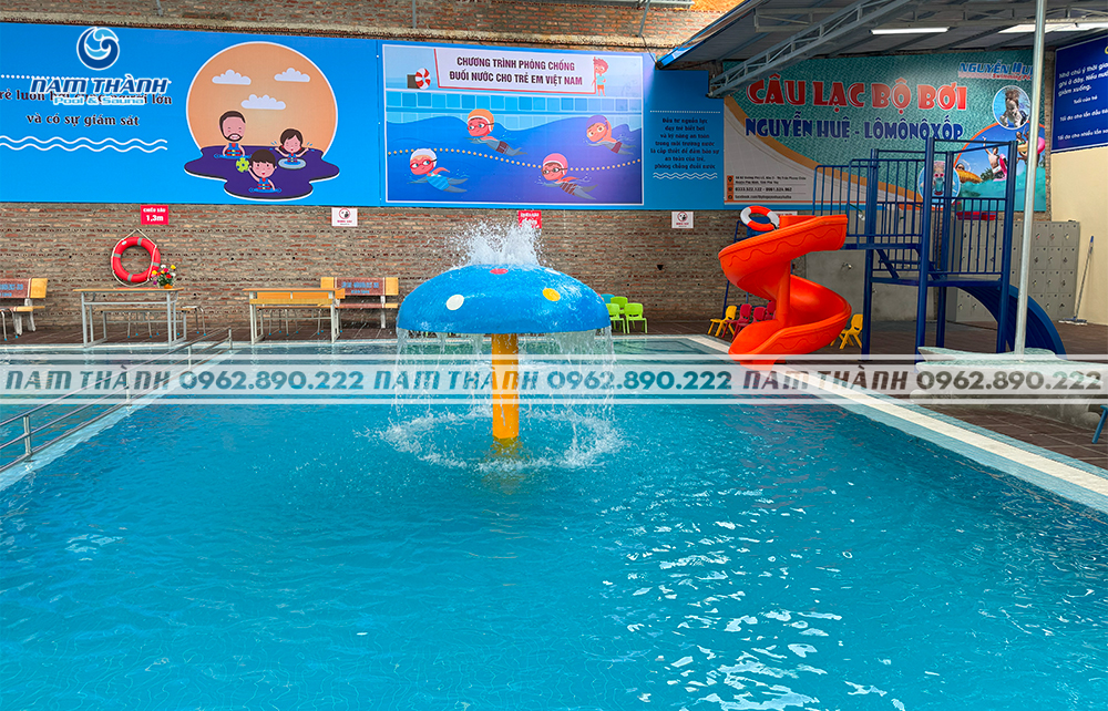 cay nam phun nuoc be boi 5