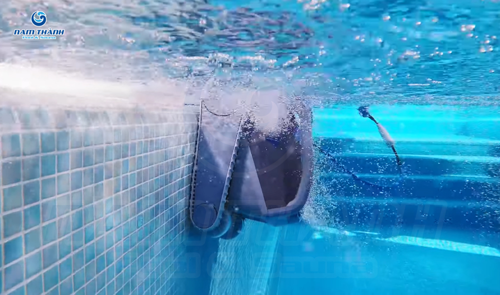 robot ve sinh be boi maytronics dolphin m700 12