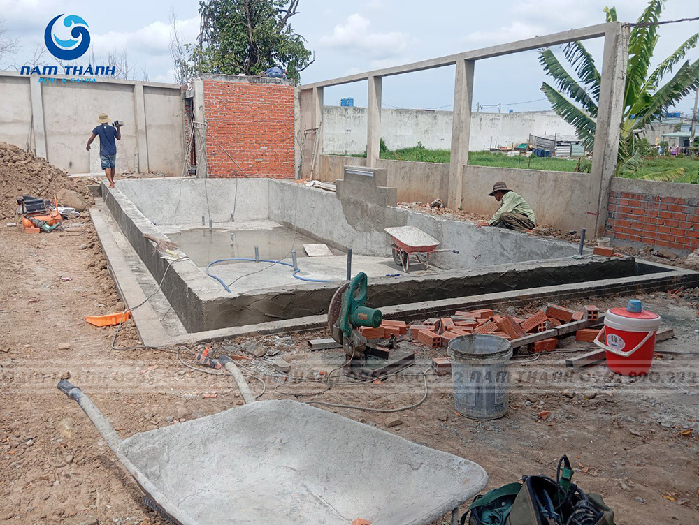 Dự án hồ bơi biệt thự hiện đại độc đáo tại Đức Hòa, Long An