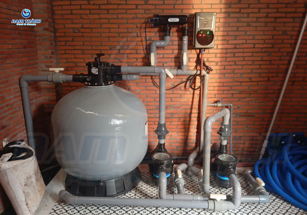 Bộ điện phân muối bể bơi Emaux 7 bo dien phan muoi be boi emaux 7